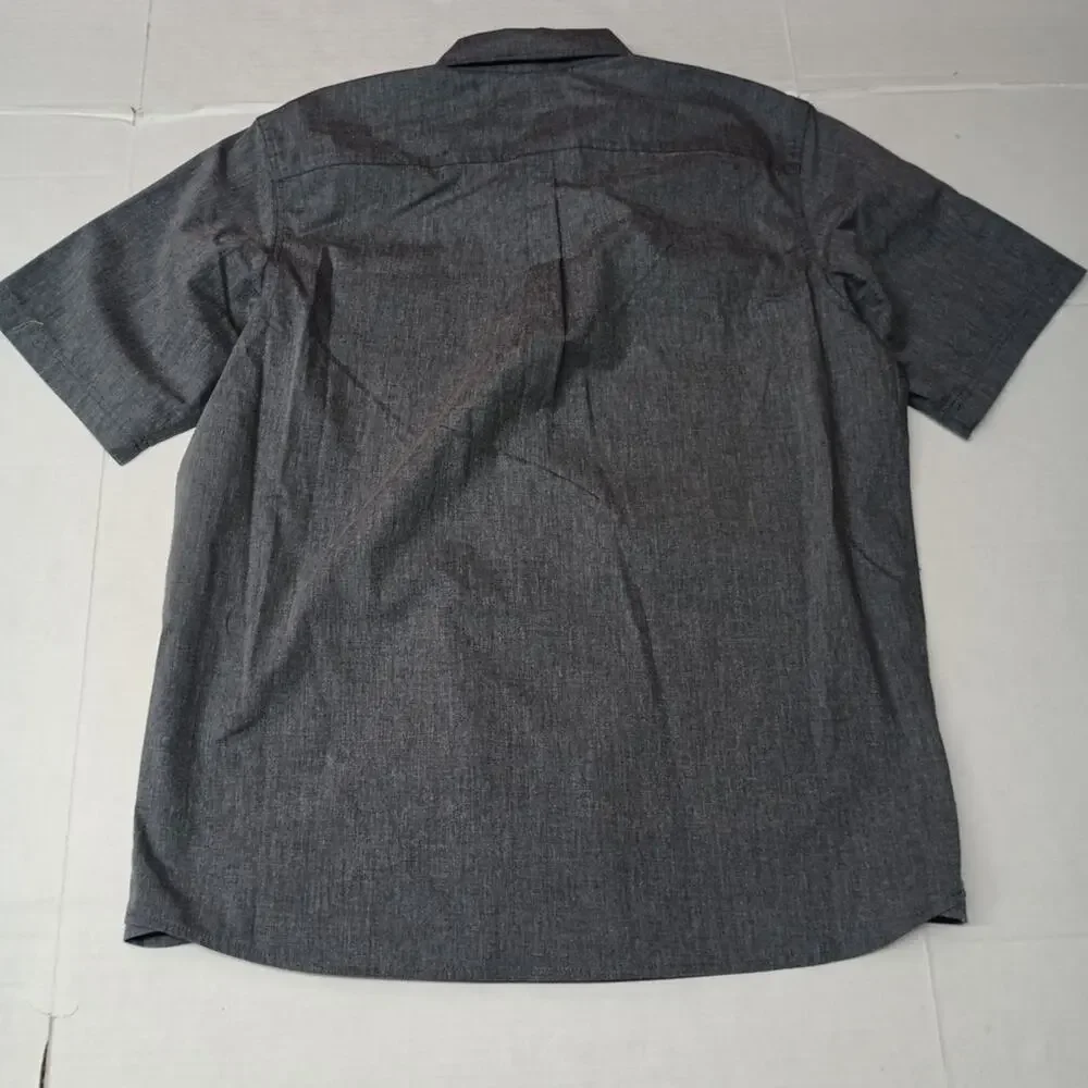 Wrangler Men's Relaxed Fit Woven Button Up Shirt Size L Gray‎